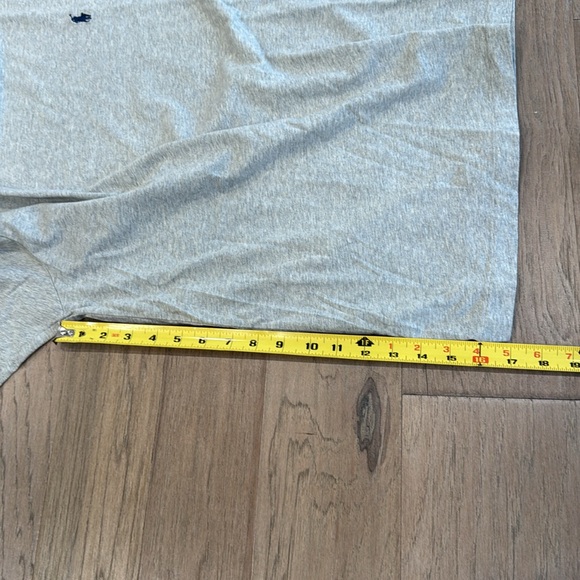 EUC Polo Ralph Lauren Mens Heathered Classic Fit T-Shirt Gray Large - Picture 6 of 9